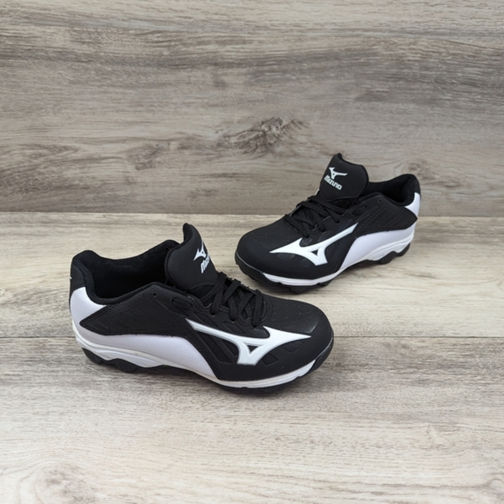 Kids 1.5 Mizuno Baseball Cleats
